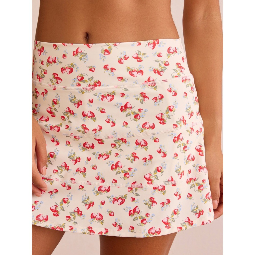 AS Revival Ivory Red Strawberry Print Tennis Skort Athletic Skirt Size Small